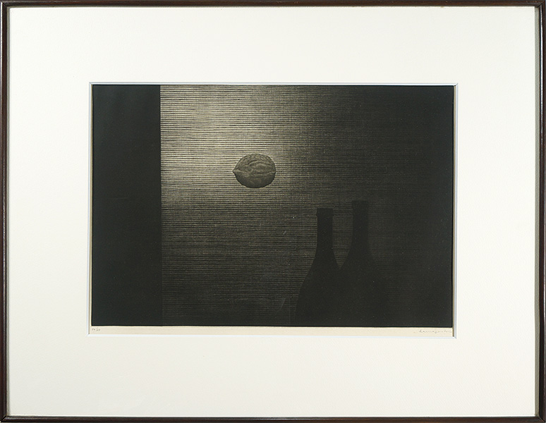 Hamaguchi Yozo “Bottles and Walnut”